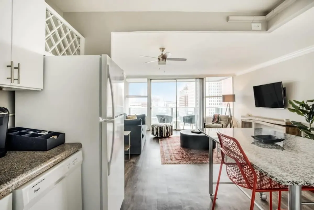 Cozysuites 800 Tower 1Br With Gym! 17 Louisville